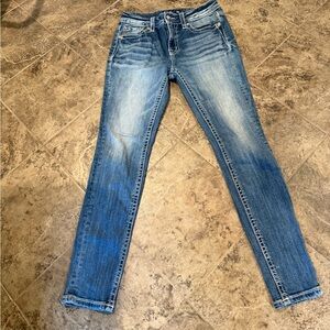 Jean Miss Me Taille 26 - Excellent état, Coupe Skinny Signature, Comme Neuf